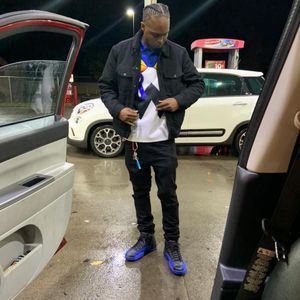 Meet your Posher, Deangelo